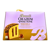 Panettone Nocciola Bauli in close-up – vooraanzicht met chocolade en hazelnoten